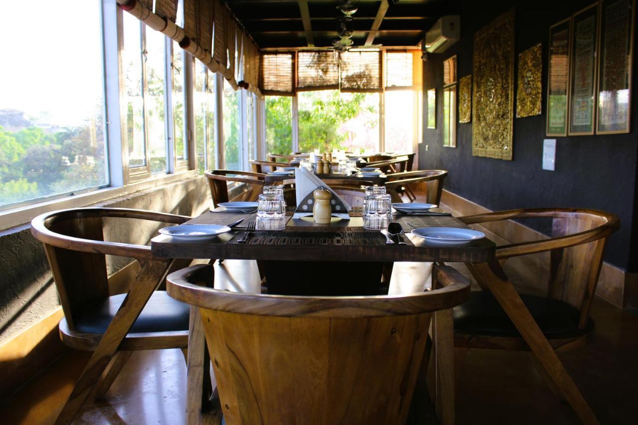 Tripli Hotels Shiv Villas Udaipur Bagian luar foto