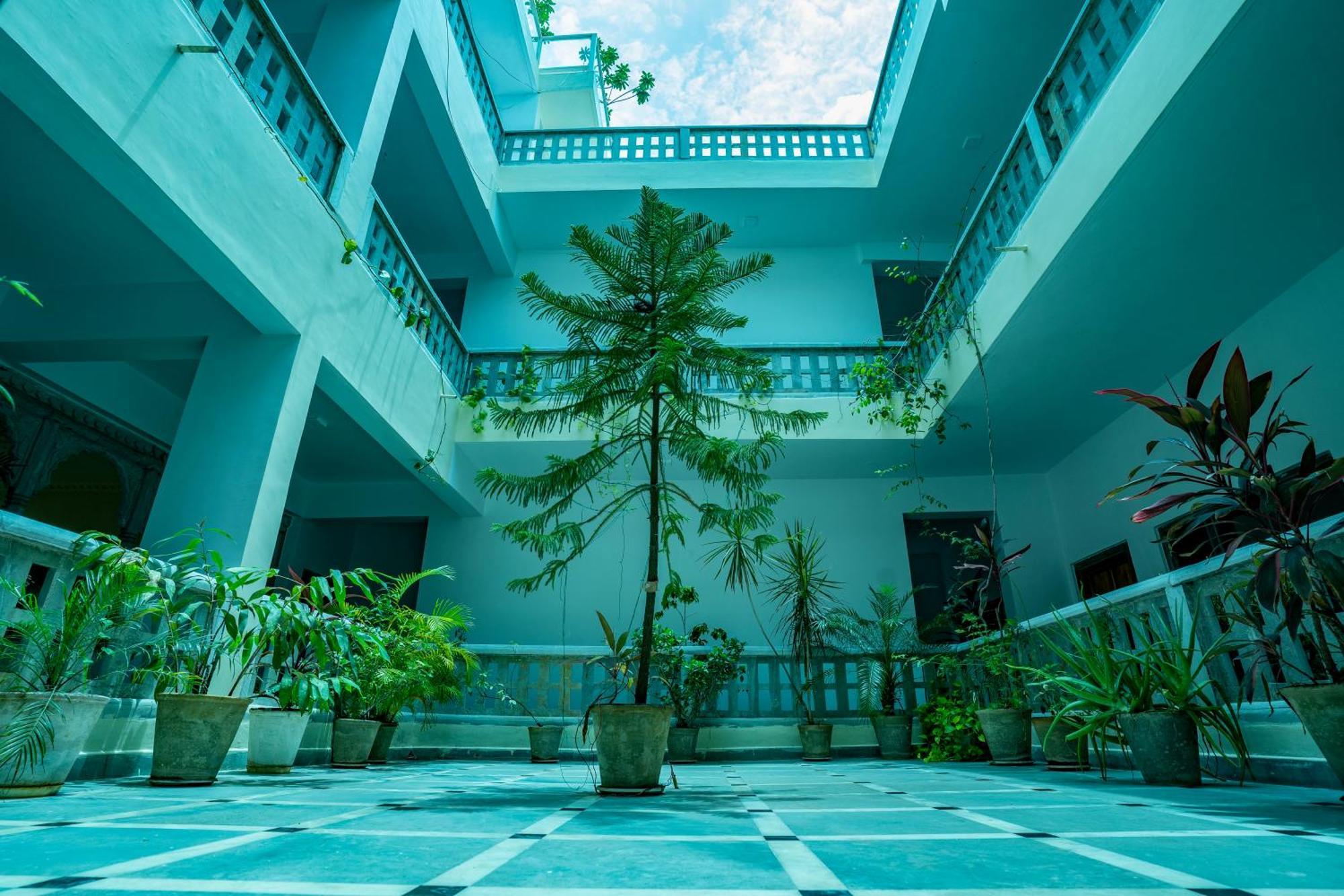 Tripli Hotels Shiv Villas Udaipur Bagian luar foto