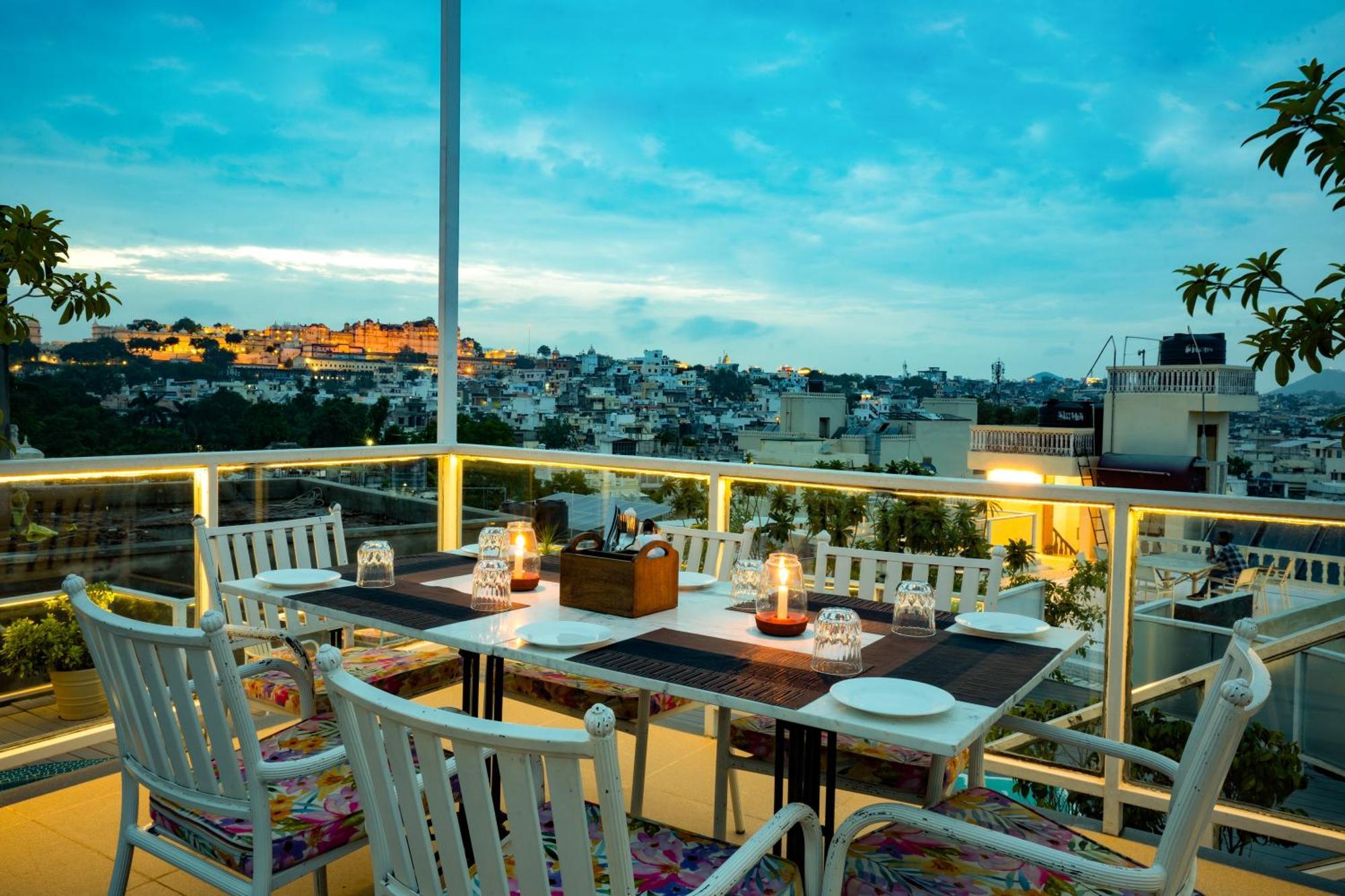 Tripli Hotels Shiv Villas Udaipur Bagian luar foto