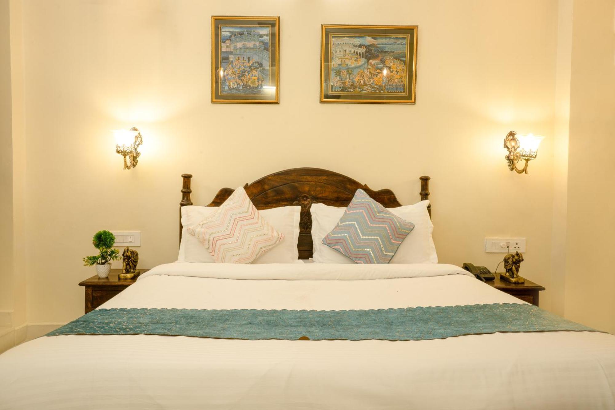 Tripli Hotels Shiv Villas Udaipur Bagian luar foto